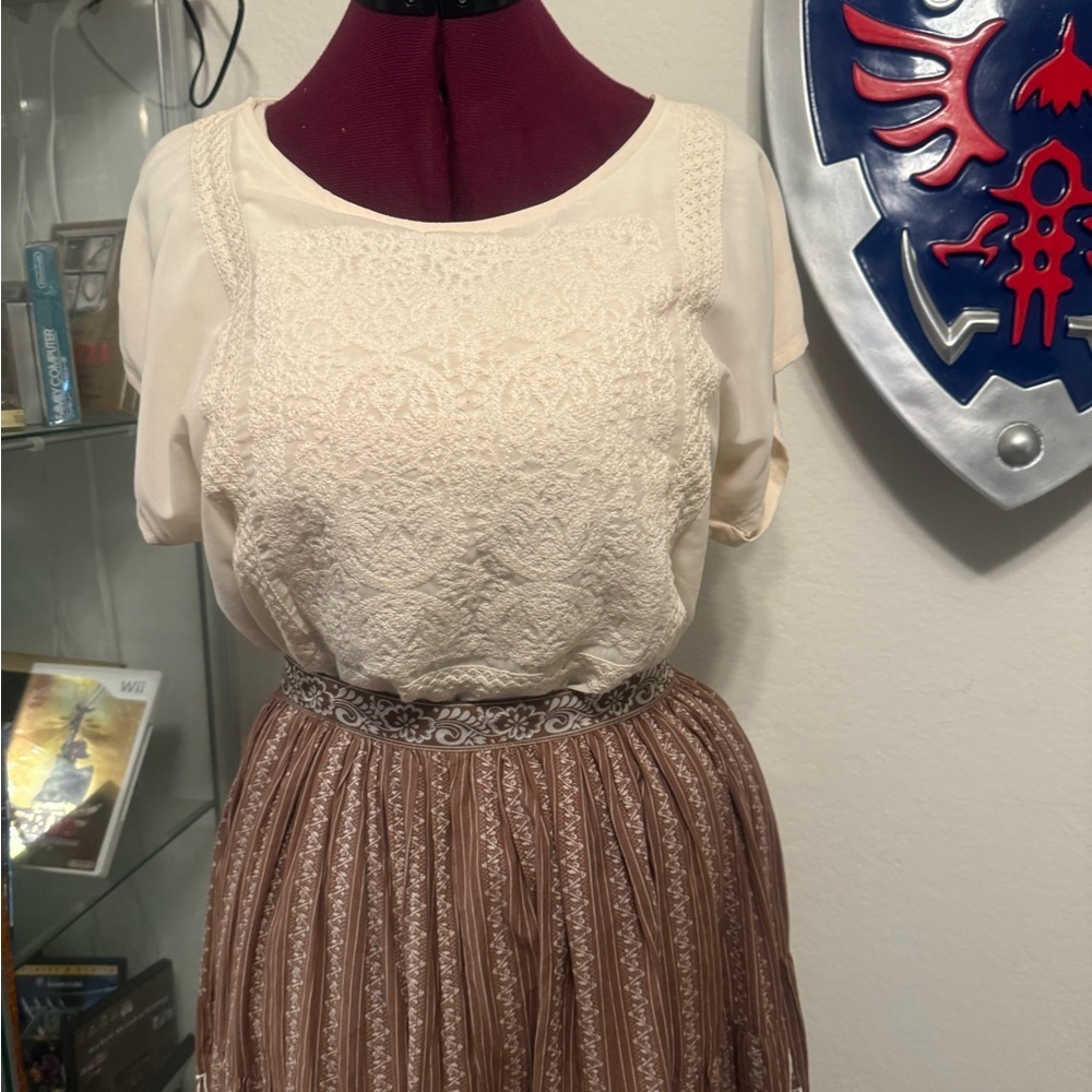 Chico’s White Blouse with Crochet Overlay – Size 2 (about Large)